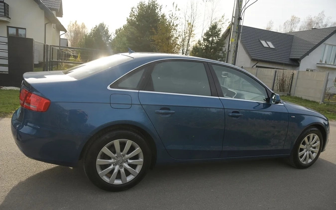 Audi A4 cena 44700 przebieg: 196478, rok produkcji 2011 z Nowogrodziec małe 631